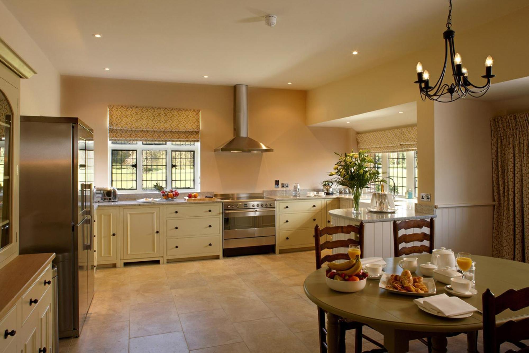 Hever Castle Luxury Bed And Breakfast Edenbridge Exteriör bild